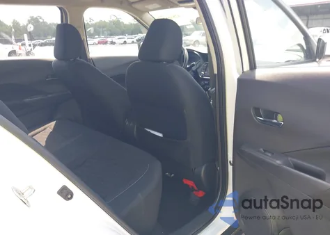 2022 Nissan Kicks Sv Xtronic Cvt z USA, uszkodzony, nr VIN 3N1CP5CV6NL479132